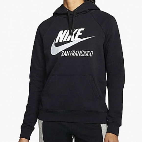 🆕 NIKE SPORTSWEAR ESSENTIAL WOMEN'S
PULLOVER HOODIE IN BLACK - Picture 3 of 10